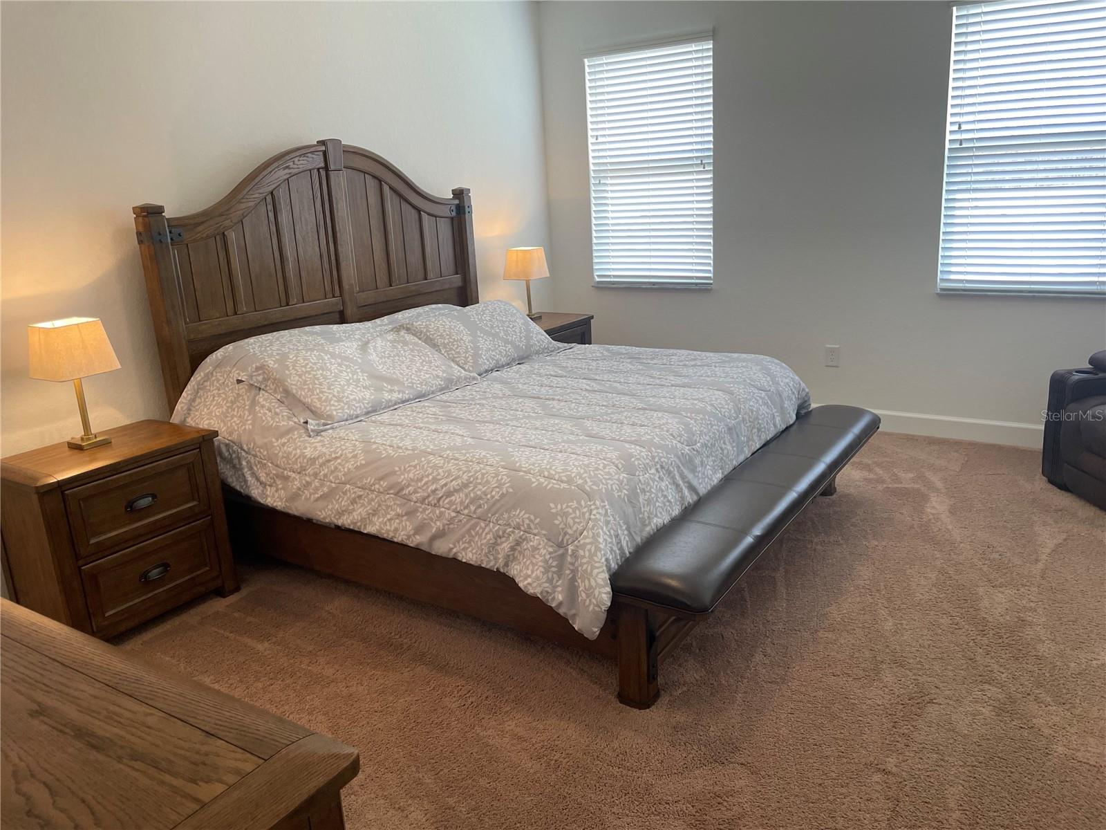 Image 24 of 64 For 33 Deer Road