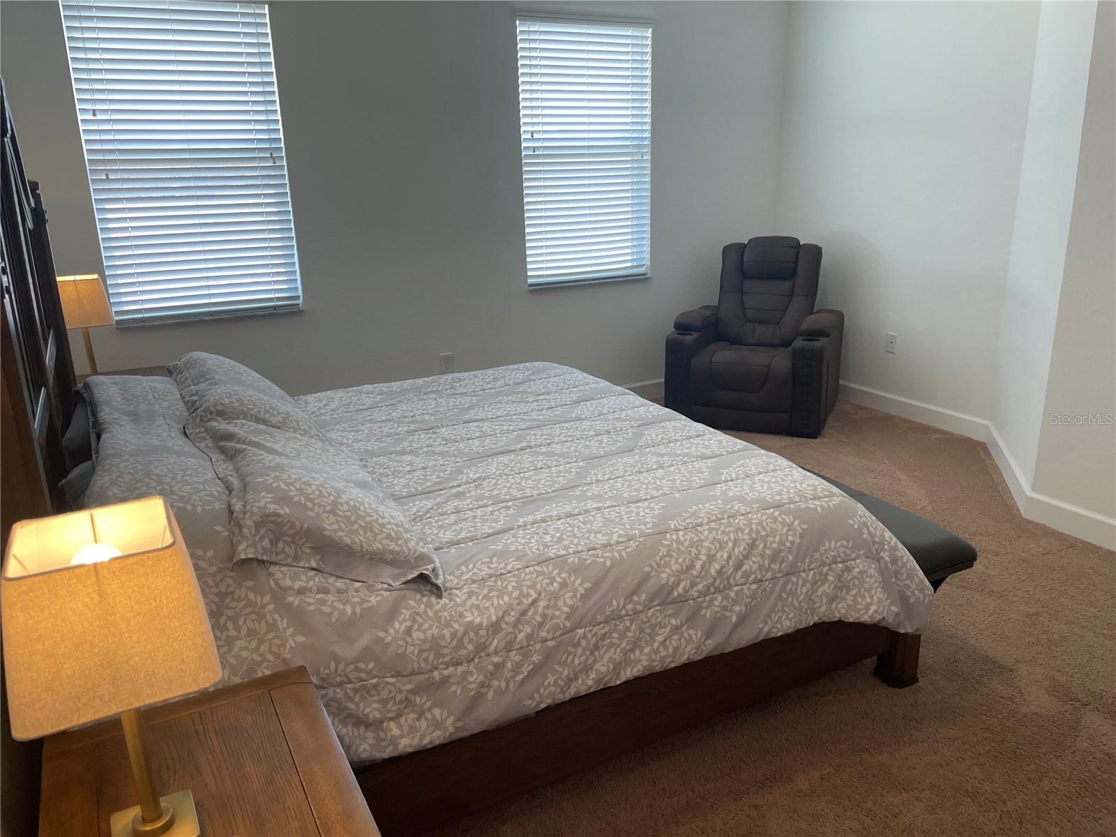 Image 26 of 64 For 33 Deer Road