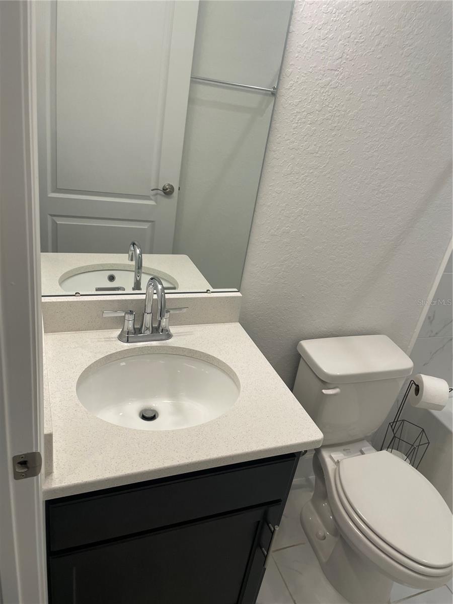 Image 37 of 64 For 33 Deer Road