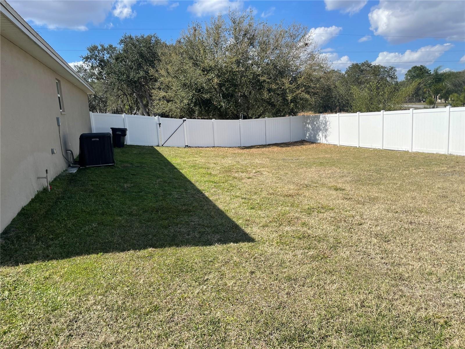 Image 55 of 64 For 33 Deer Road