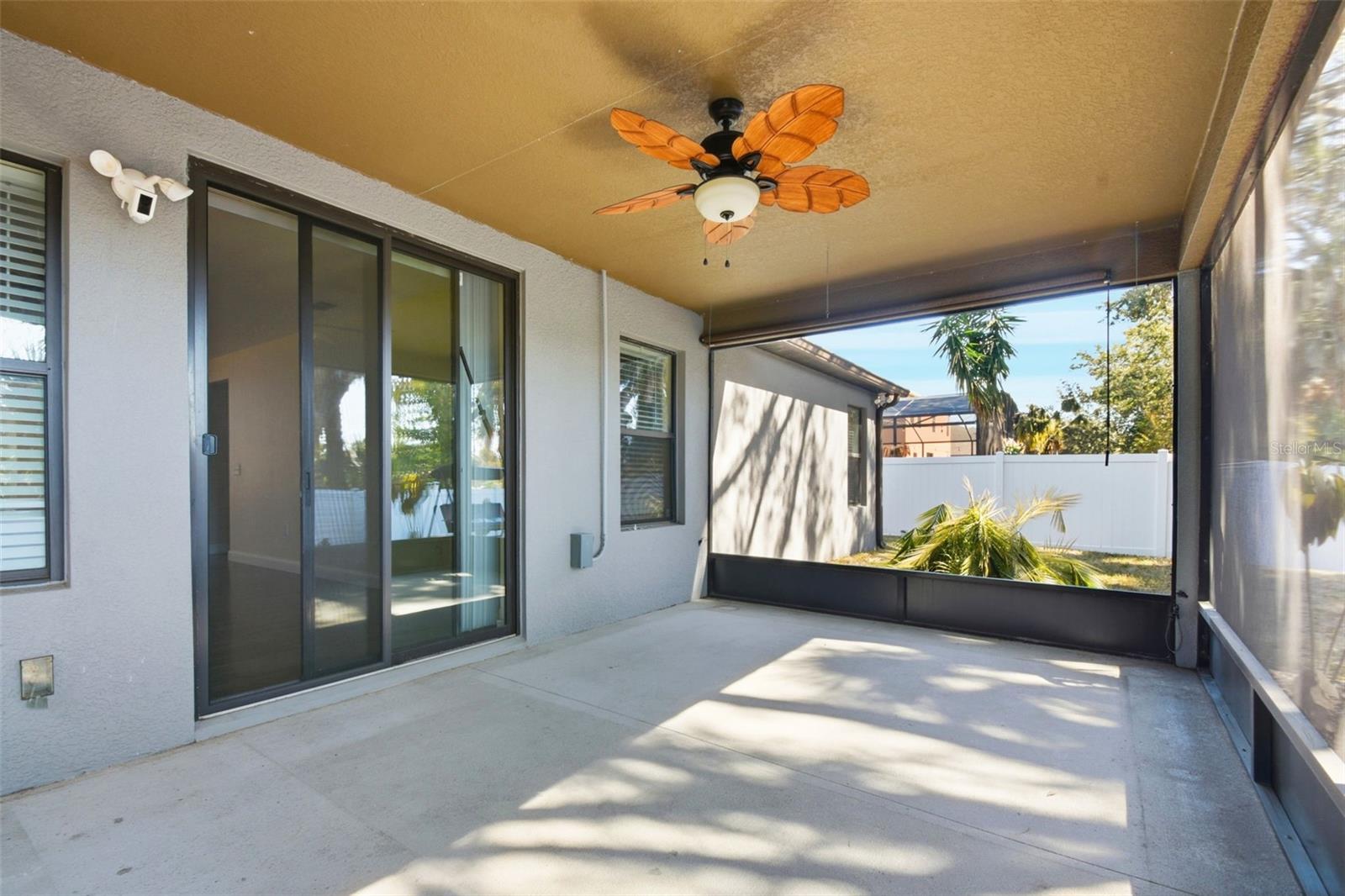 Image 24 of 40 For 2572 Vineyard Circle