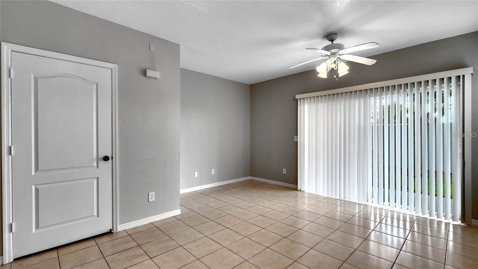 Image 9 of 18 For 10624 Savannah Wood Drive 89