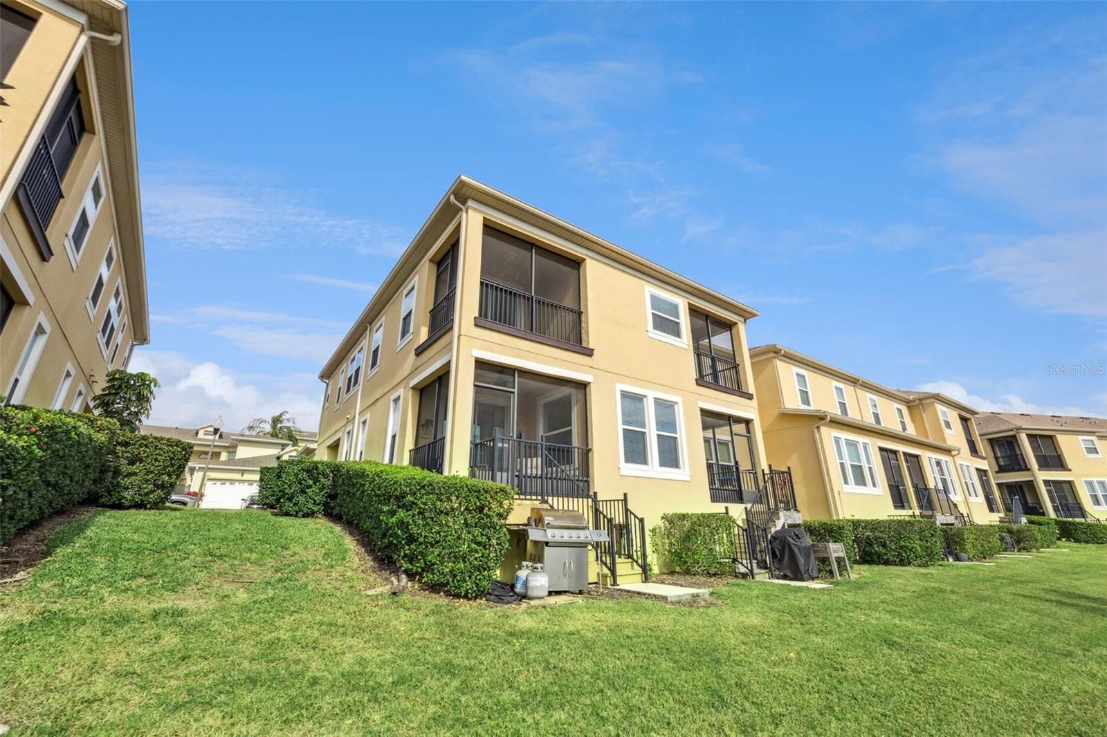 Image 21 of 36 For 17430 Promenade Drive