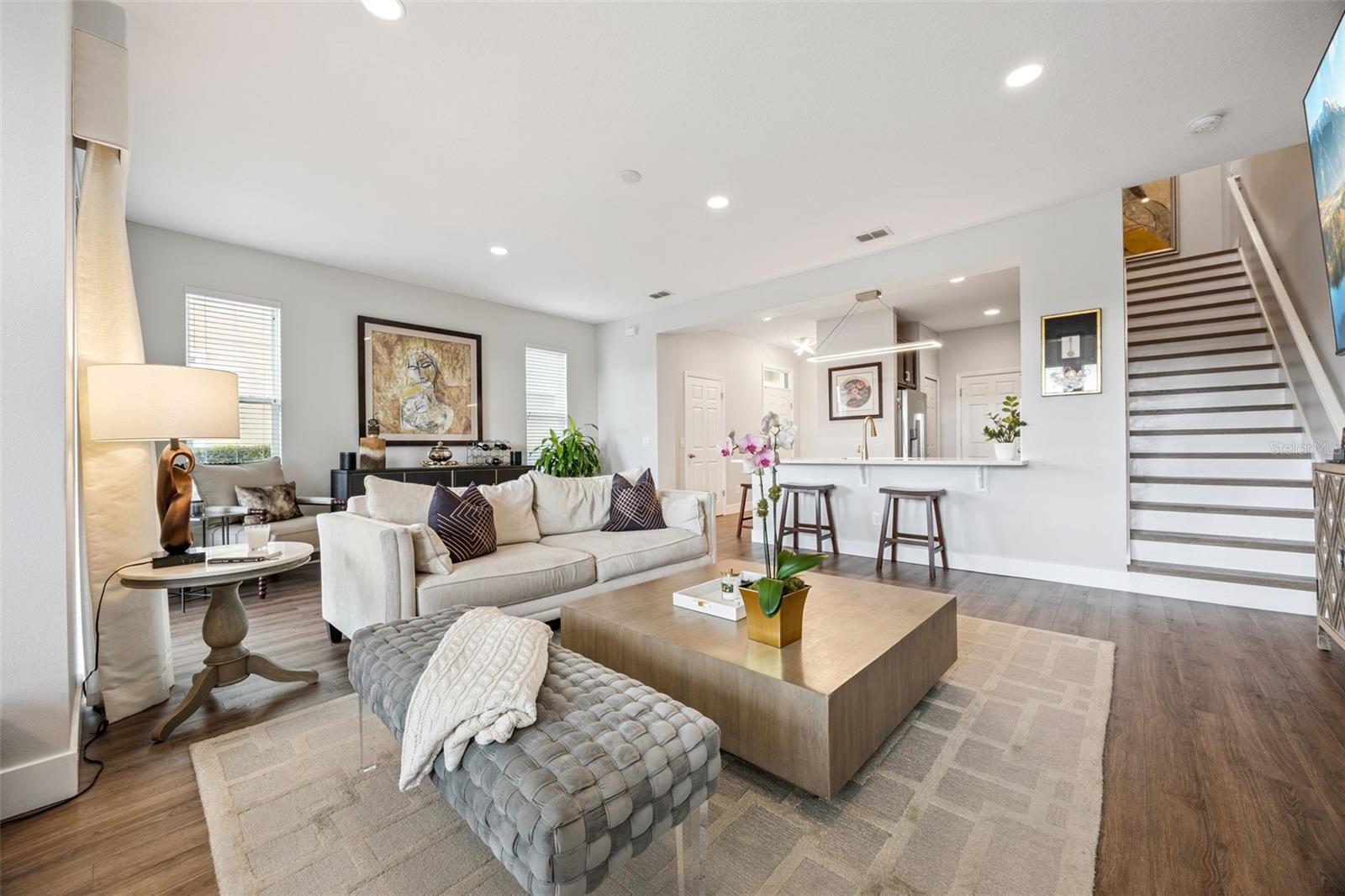 Image 5 of 36 For 17430 Promenade Drive