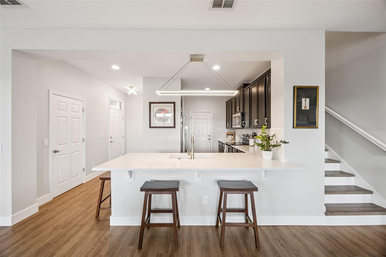 Image 7 of 36 For 17430 Promenade Drive