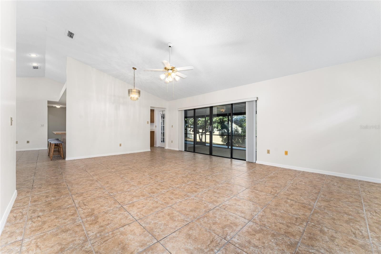 Image 12 of 36 For 1126 Trotwood Boulevard