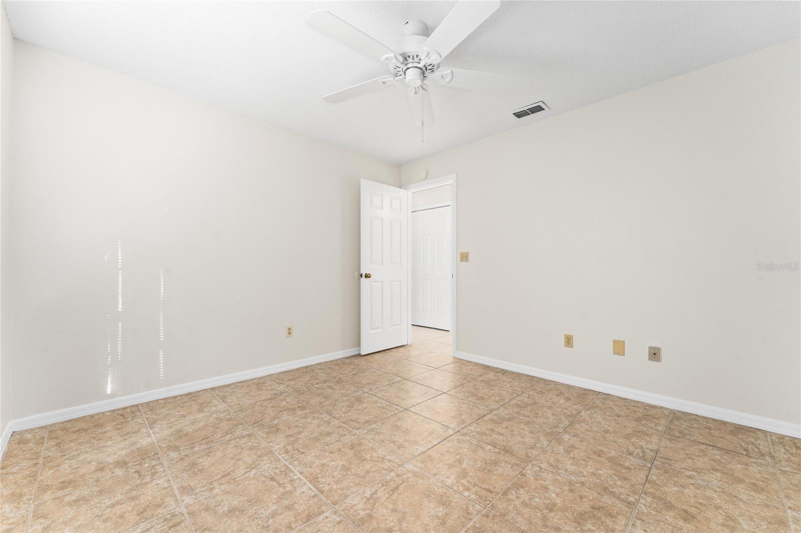 Image 24 of 36 For 1126 Trotwood Boulevard