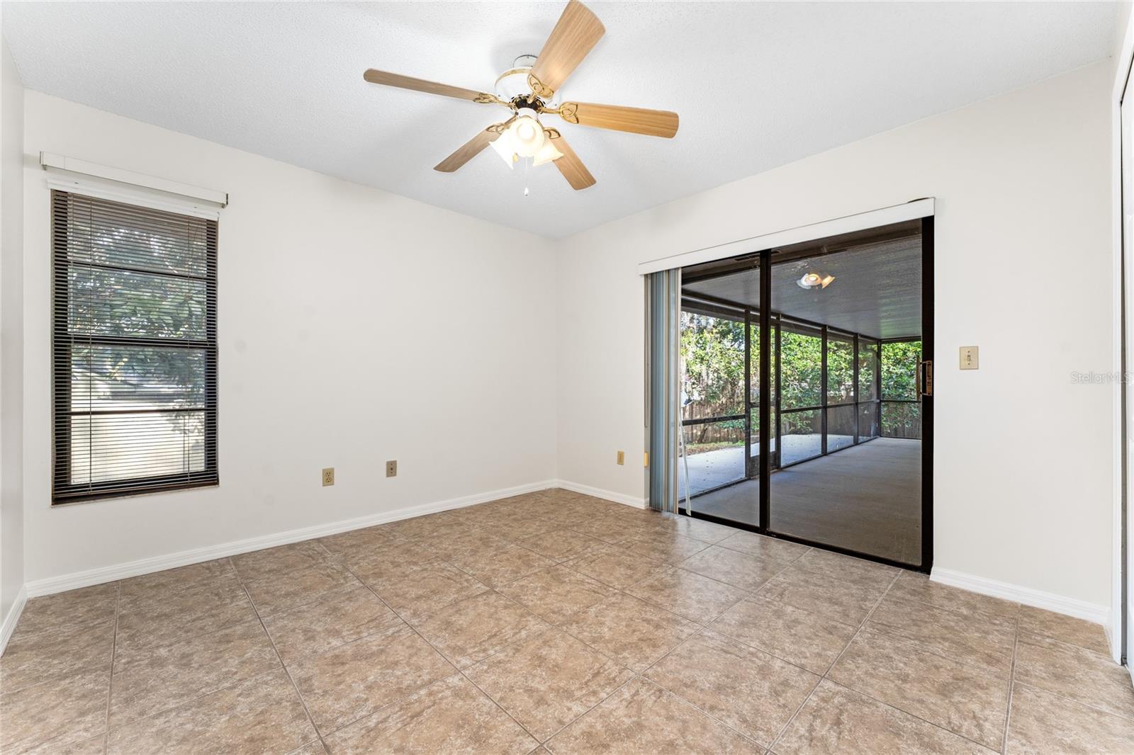 Image 28 of 36 For 1126 Trotwood Boulevard