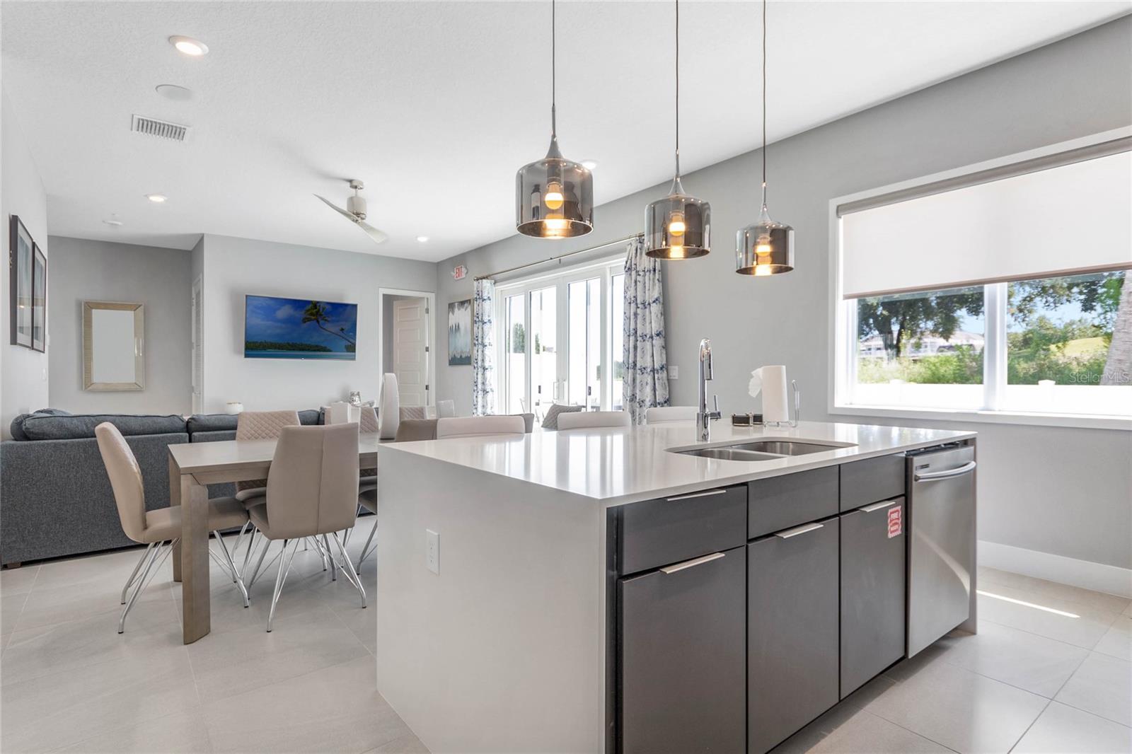 Image 7 of 37 For 7770 Sandy Ridge Drive 112