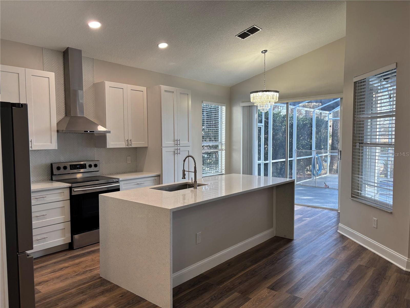 Image 14 of 24 For 2679 Runyon Circle