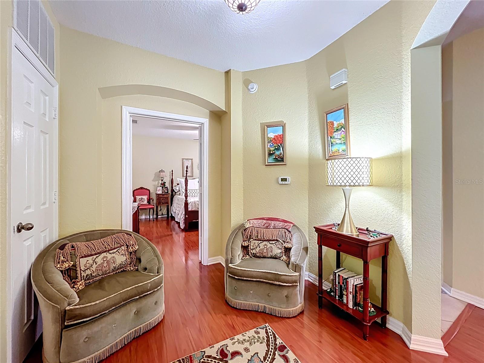 Image 18 of 62 For 157 Villa Di Este Terrace 213