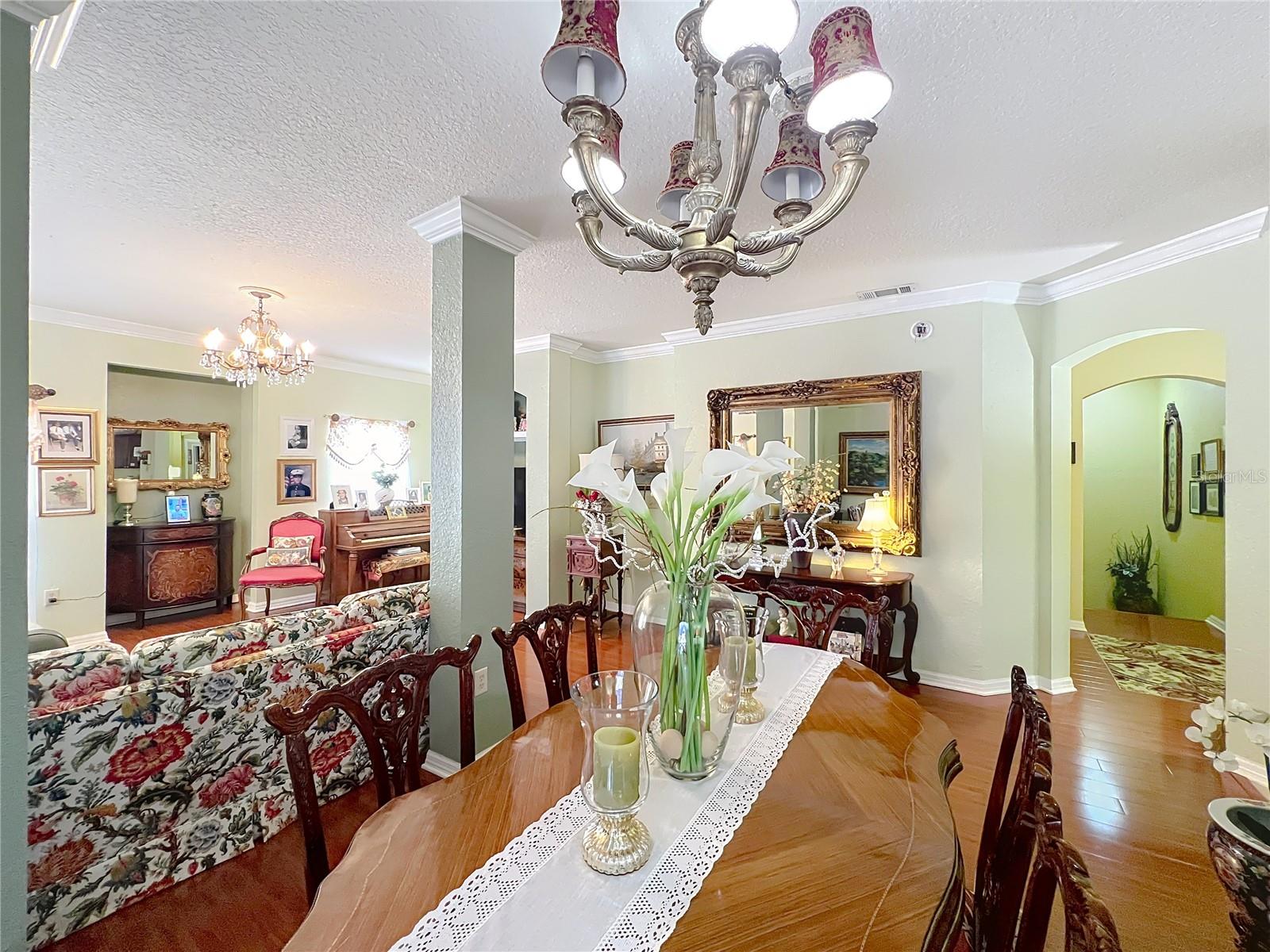 Image 29 of 62 For 157 Villa Di Este Terrace 213