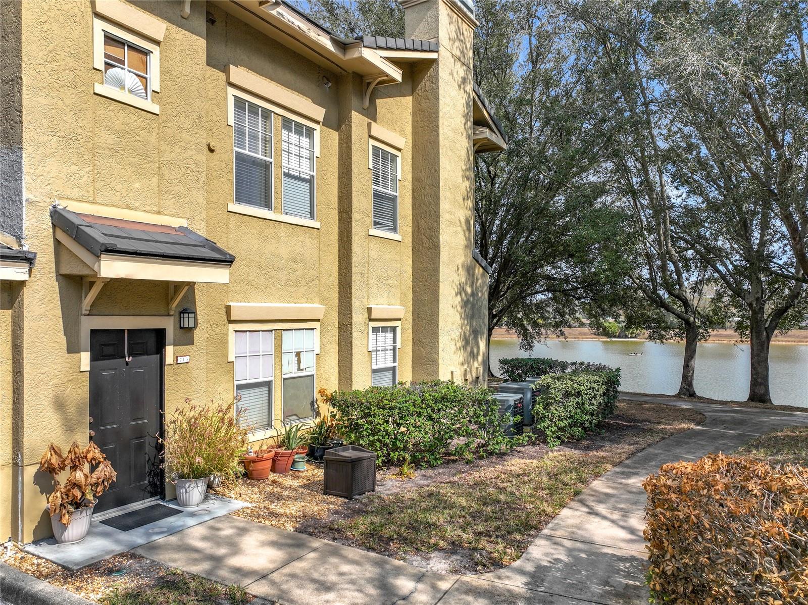 Image 3 of 62 For 157 Villa Di Este Terrace 213