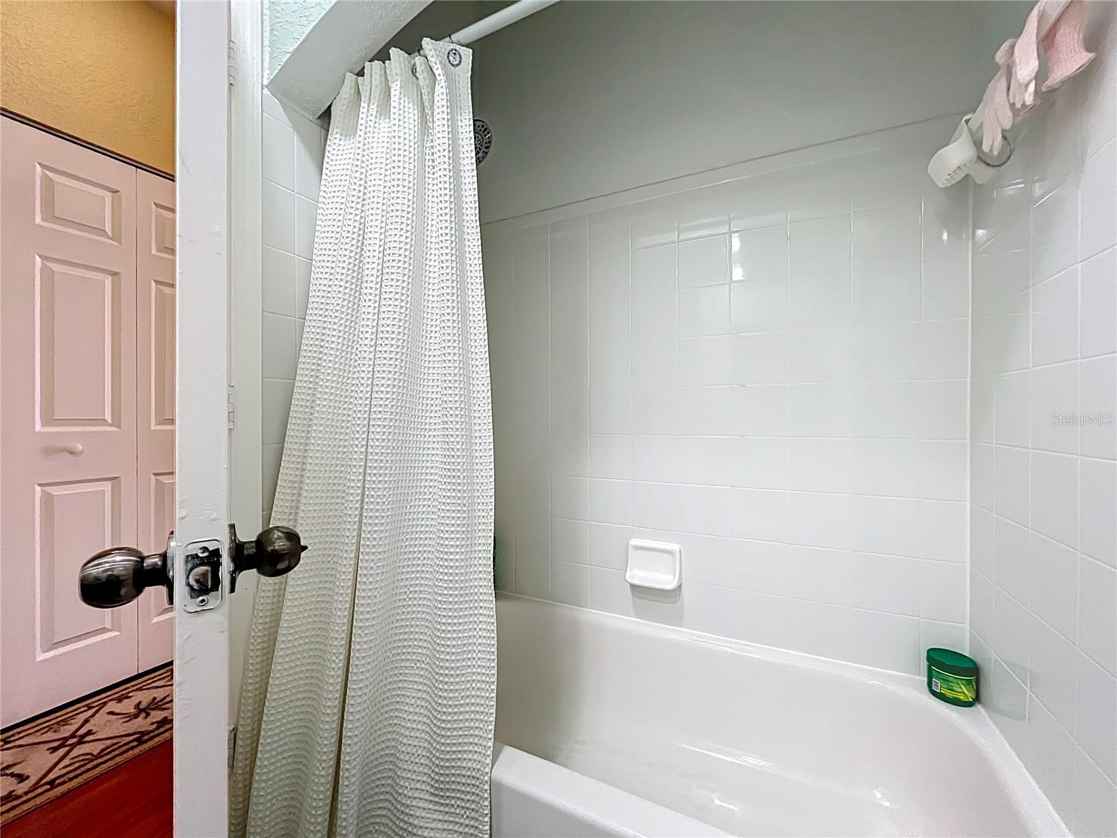 Image 44 of 62 For 157 Villa Di Este Terrace 213