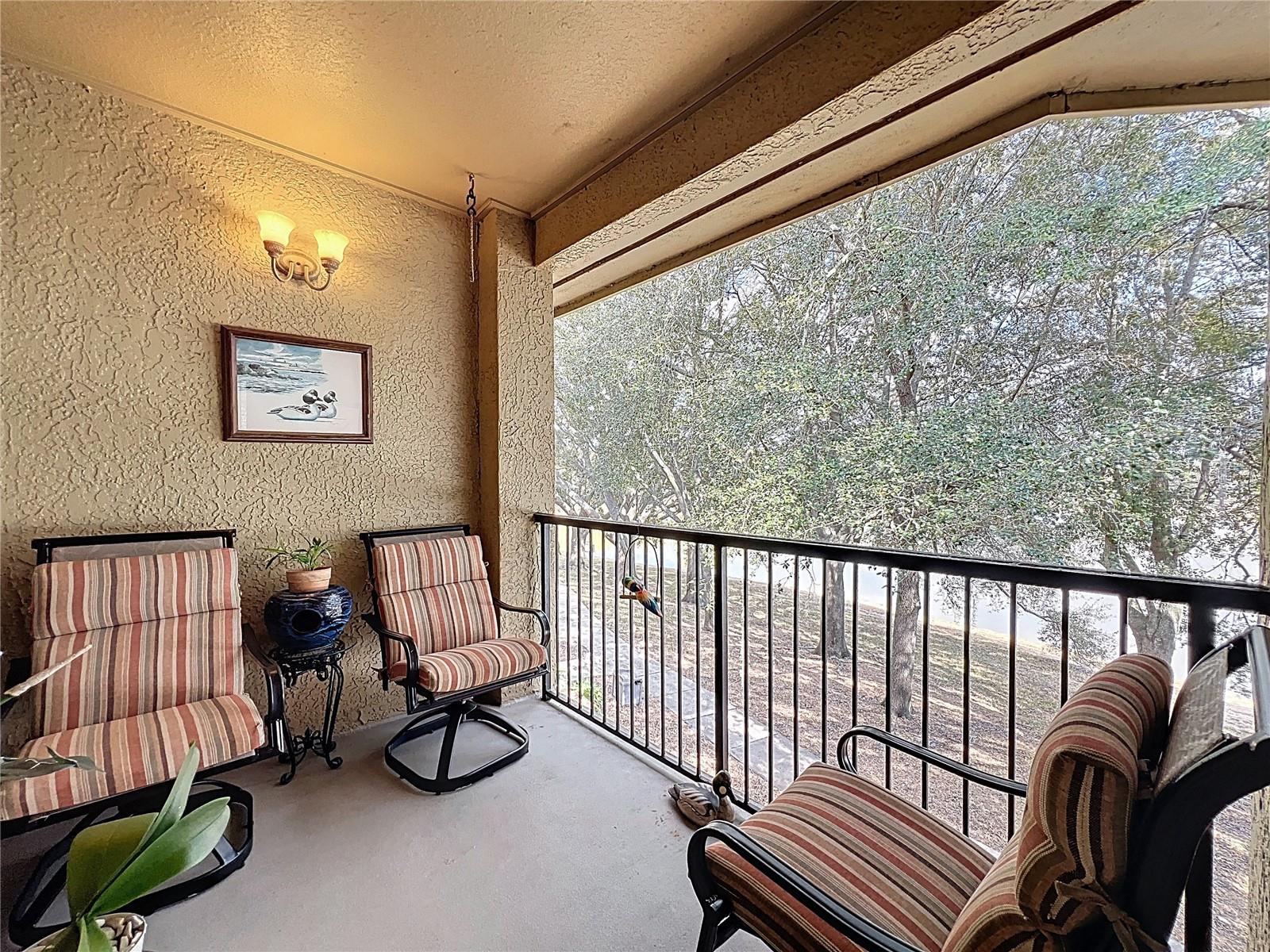 Image 49 of 62 For 157 Villa Di Este Terrace 213