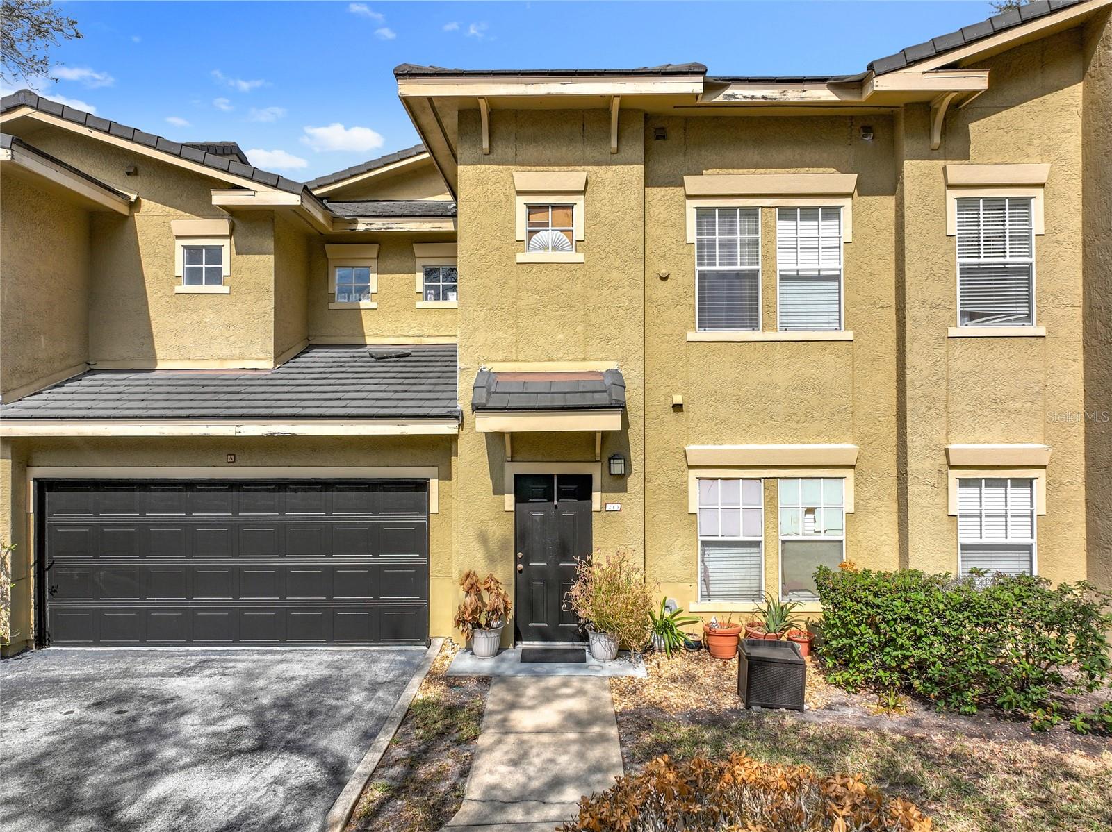 Image 52 of 62 For 157 Villa Di Este Terrace 213