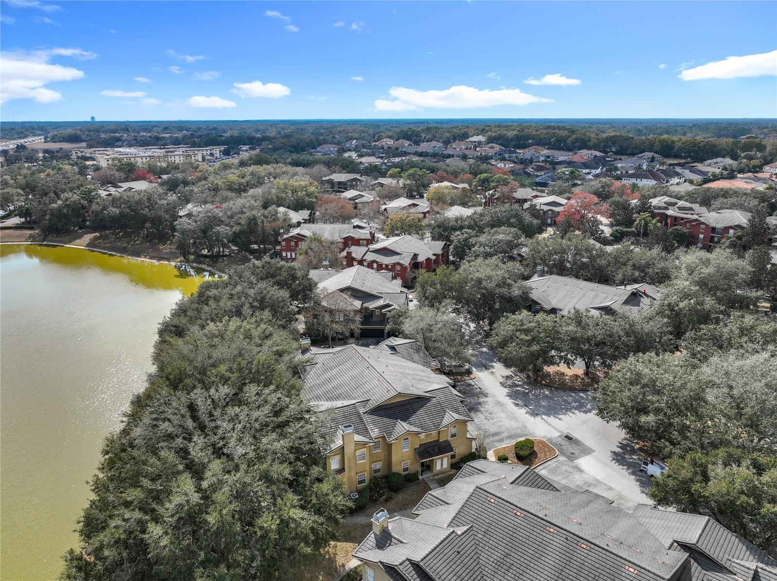 Image 61 of 62 For 157 Villa Di Este Terrace 213