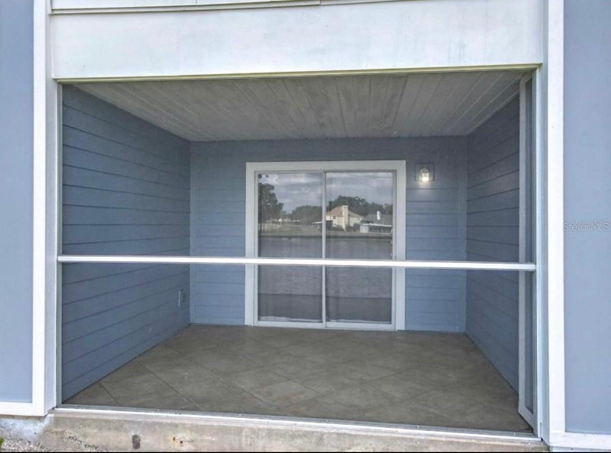 Image 21 of 33 For 2513 Grassy Point Drive 107