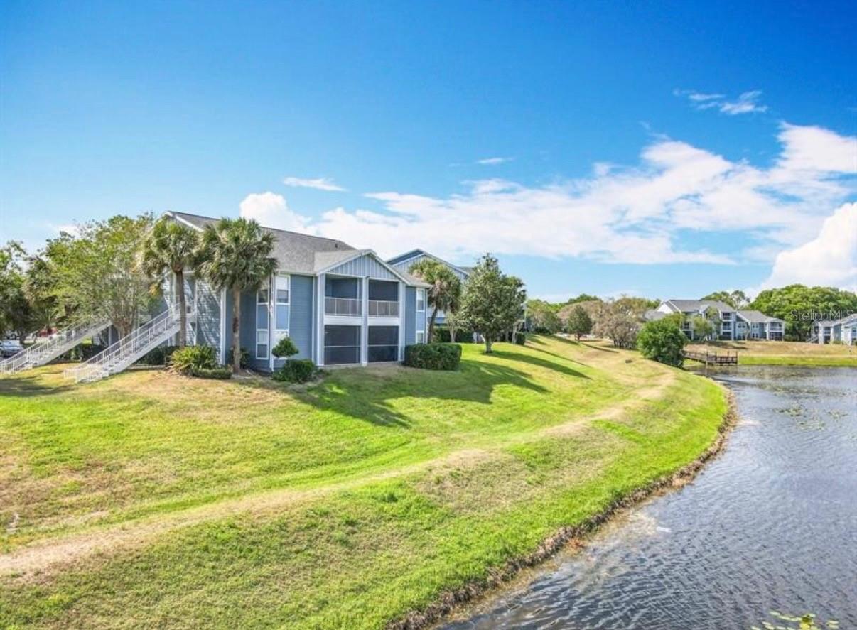 Image 22 of 33 For 2513 Grassy Point Drive 107