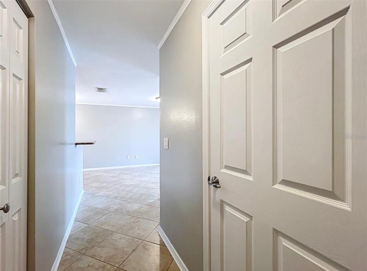 Image 3 of 33 For 2513 Grassy Point Drive 107