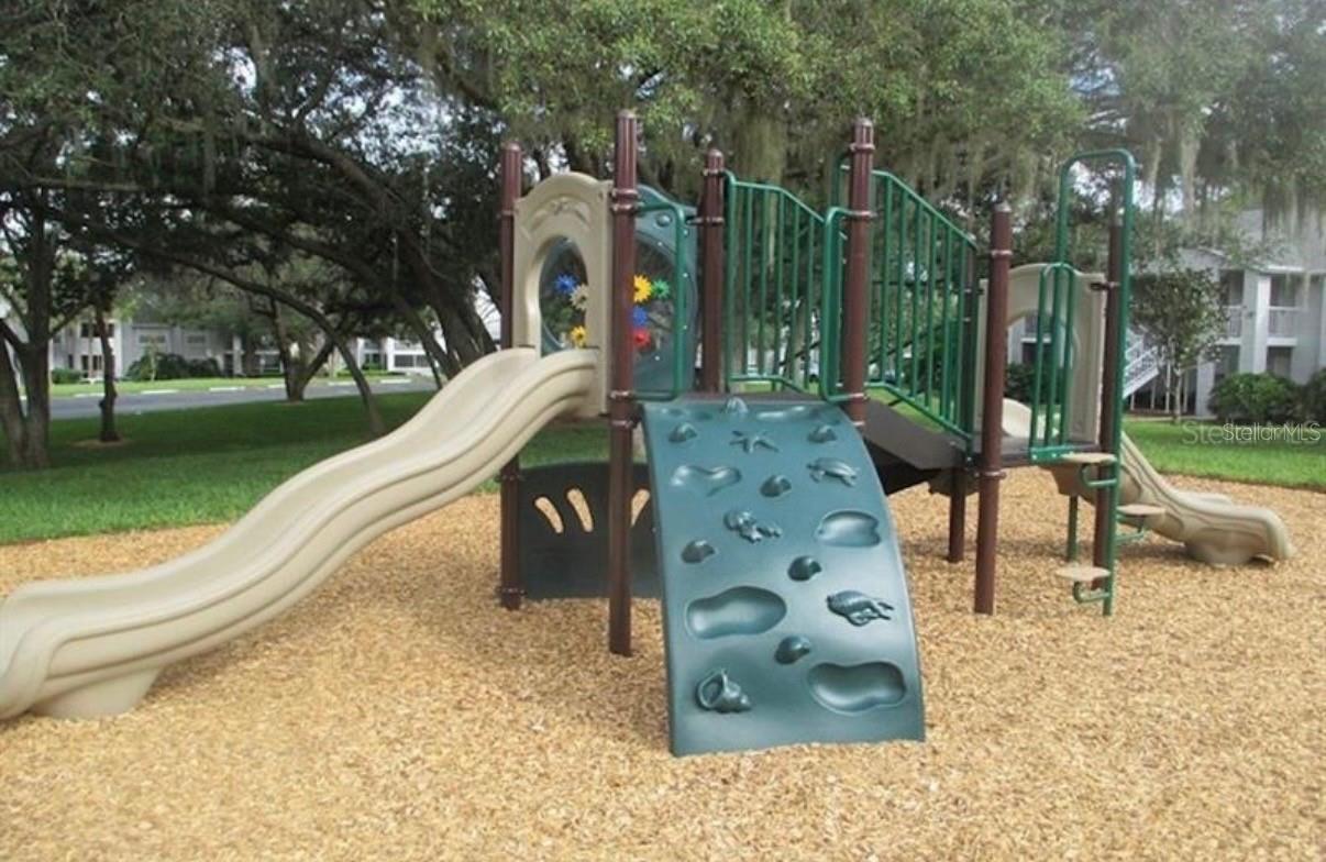 Image 32 of 33 For 2513 Grassy Point Drive 107