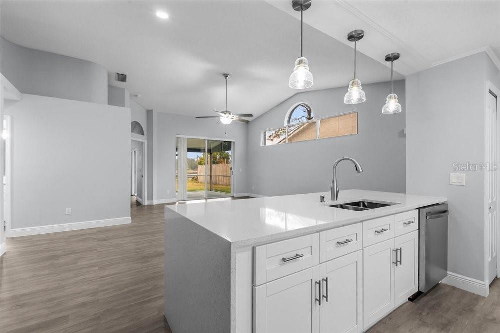 Image 12 of 34 For 2435 Lake Jackson Circle