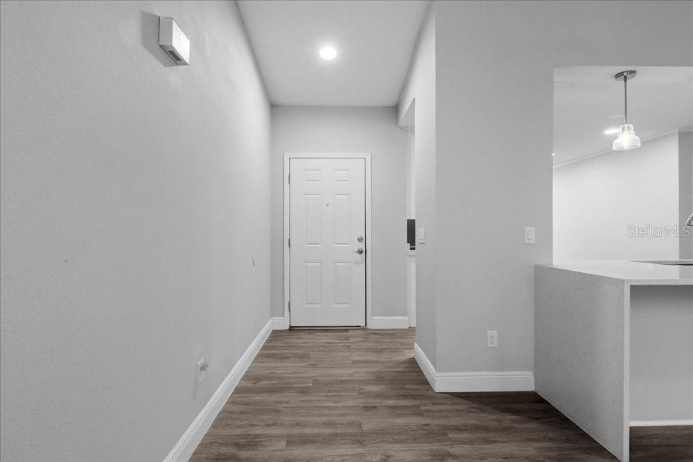 Image 4 of 34 For 2435 Lake Jackson Circle