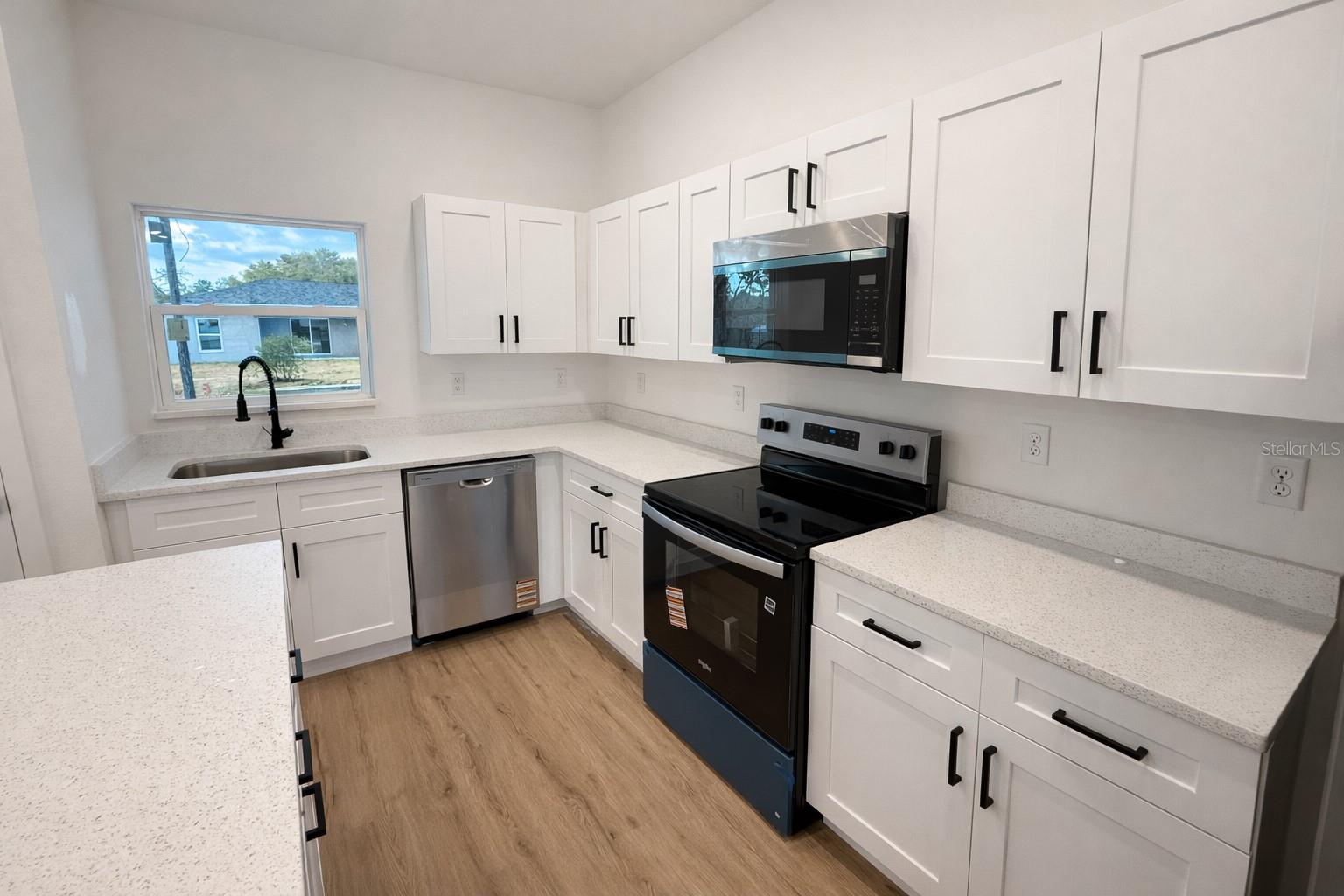 Image 10 of 31 For 1813 Hialeah Drive