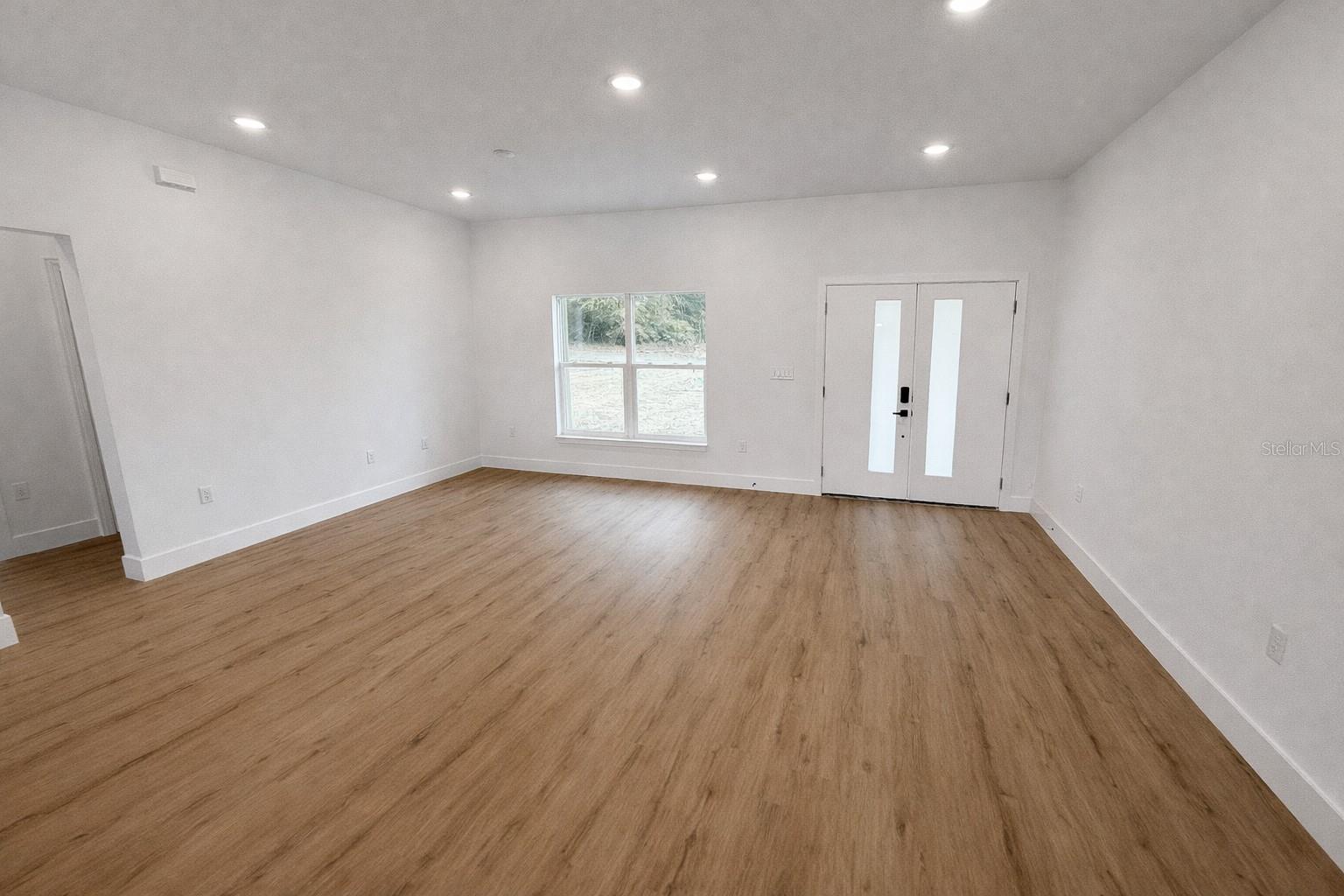 Image 14 of 31 For 1813 Hialeah Drive