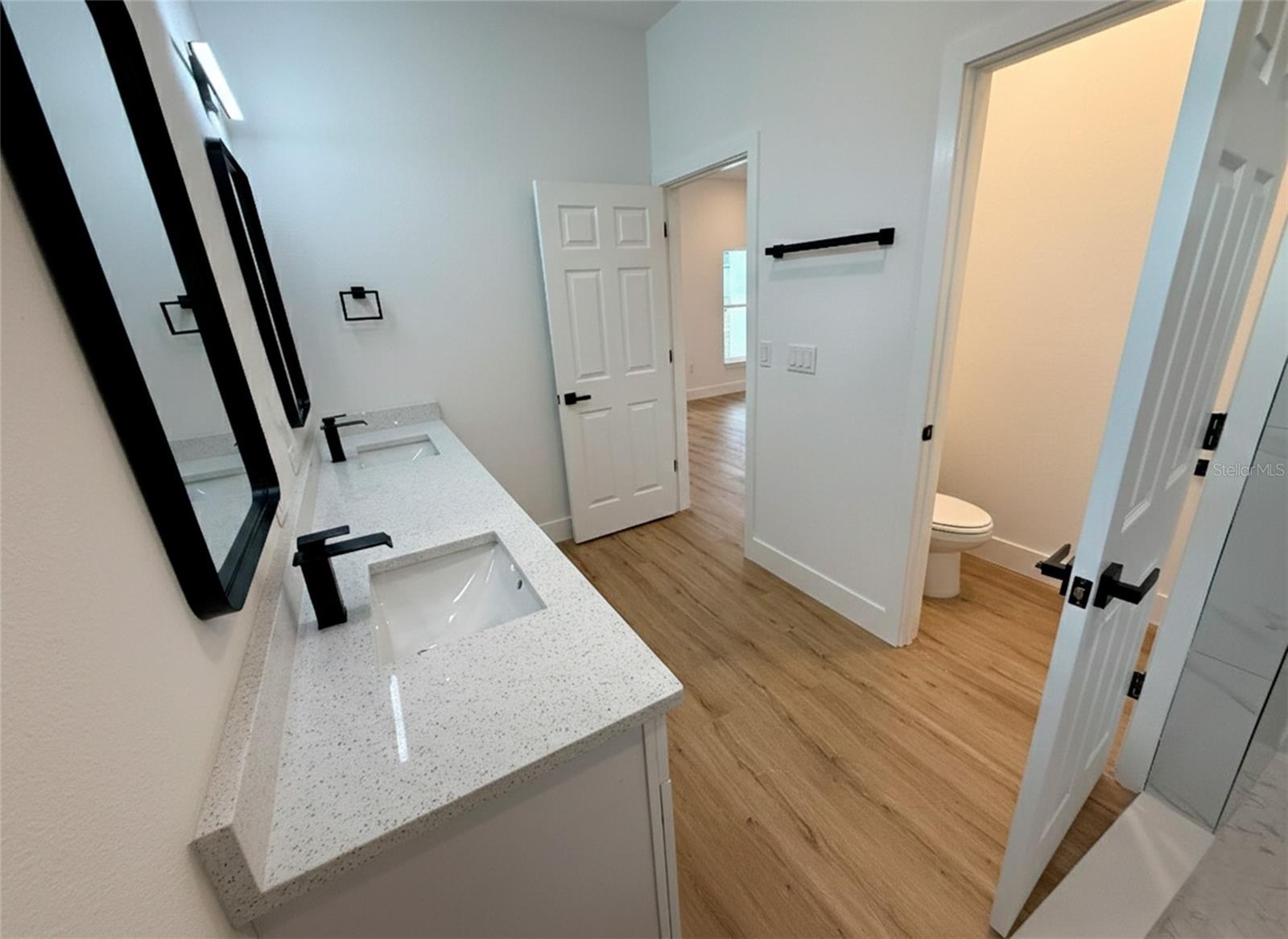 Image 20 of 31 For 1813 Hialeah Drive