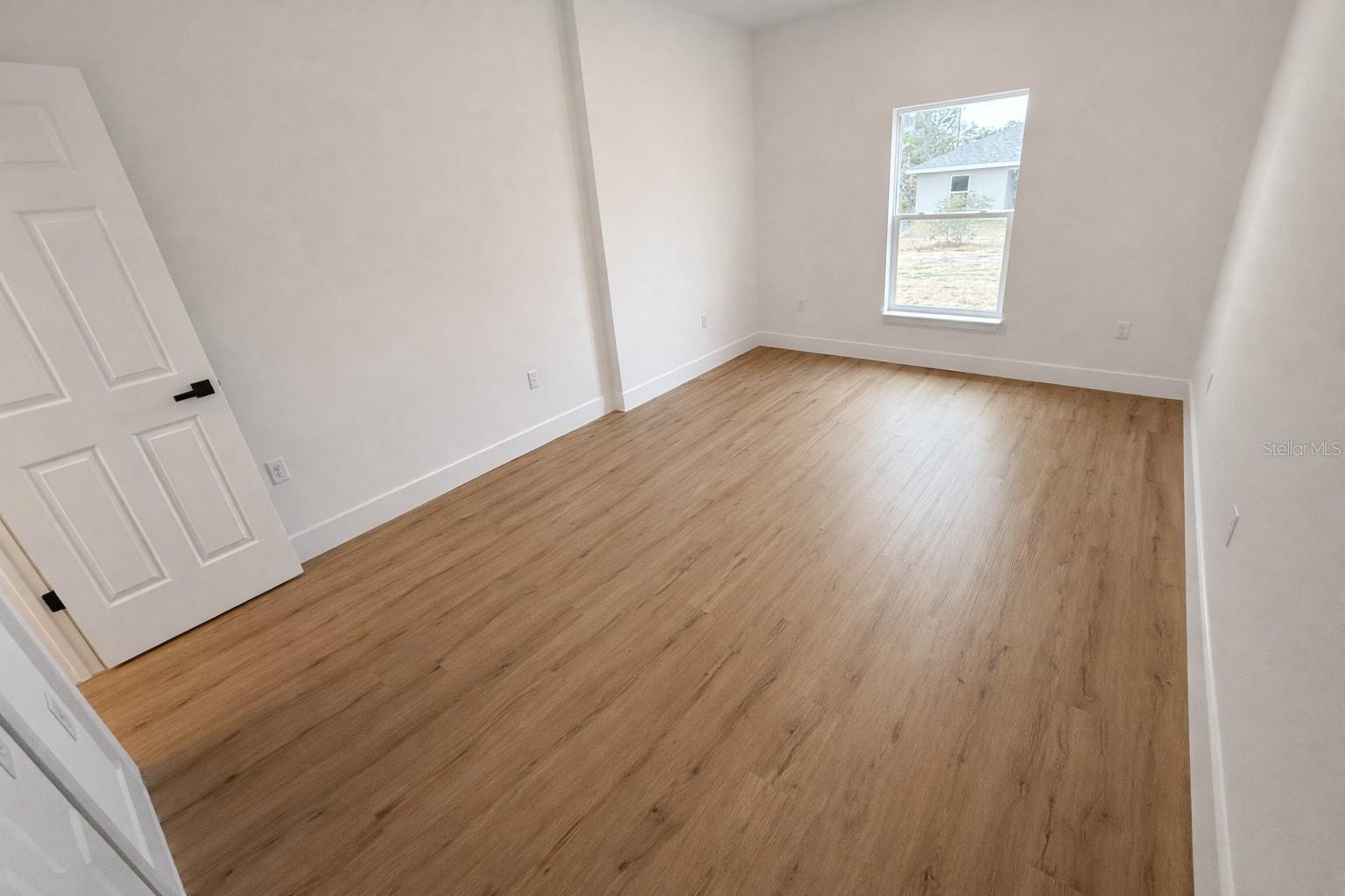 Image 23 of 31 For 1813 Hialeah Drive