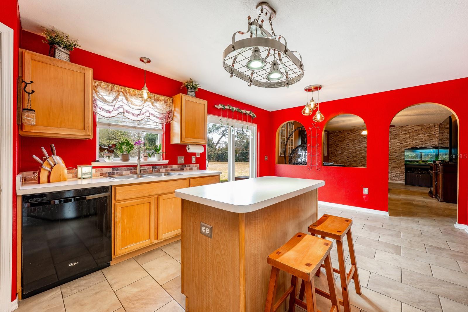 Image 10 of 36 For 819 Sunset Cove Drive