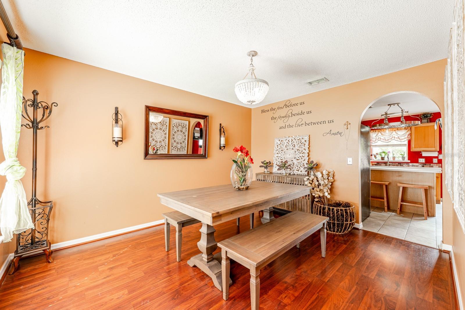 Image 5 of 36 For 819 Sunset Cove Drive