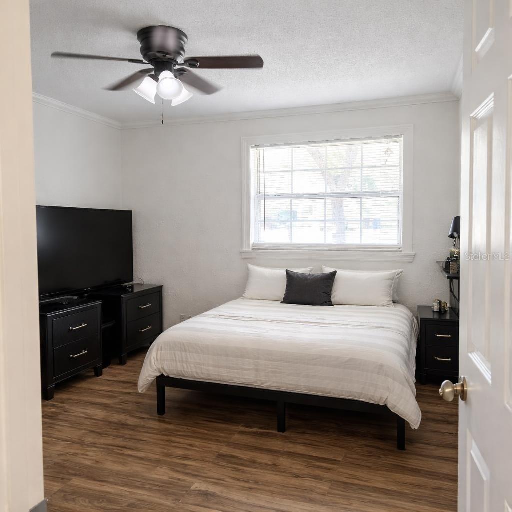 Image 17 of 33 For 1021 Fairburn Avenue