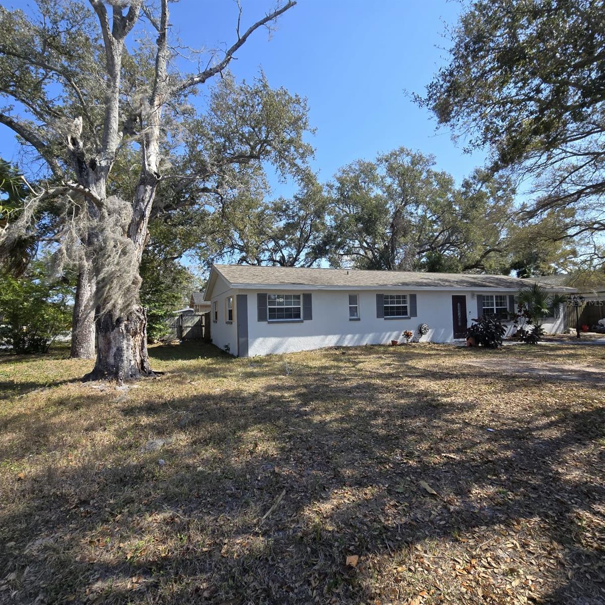 Image 2 of 33 For 1021 Fairburn Avenue