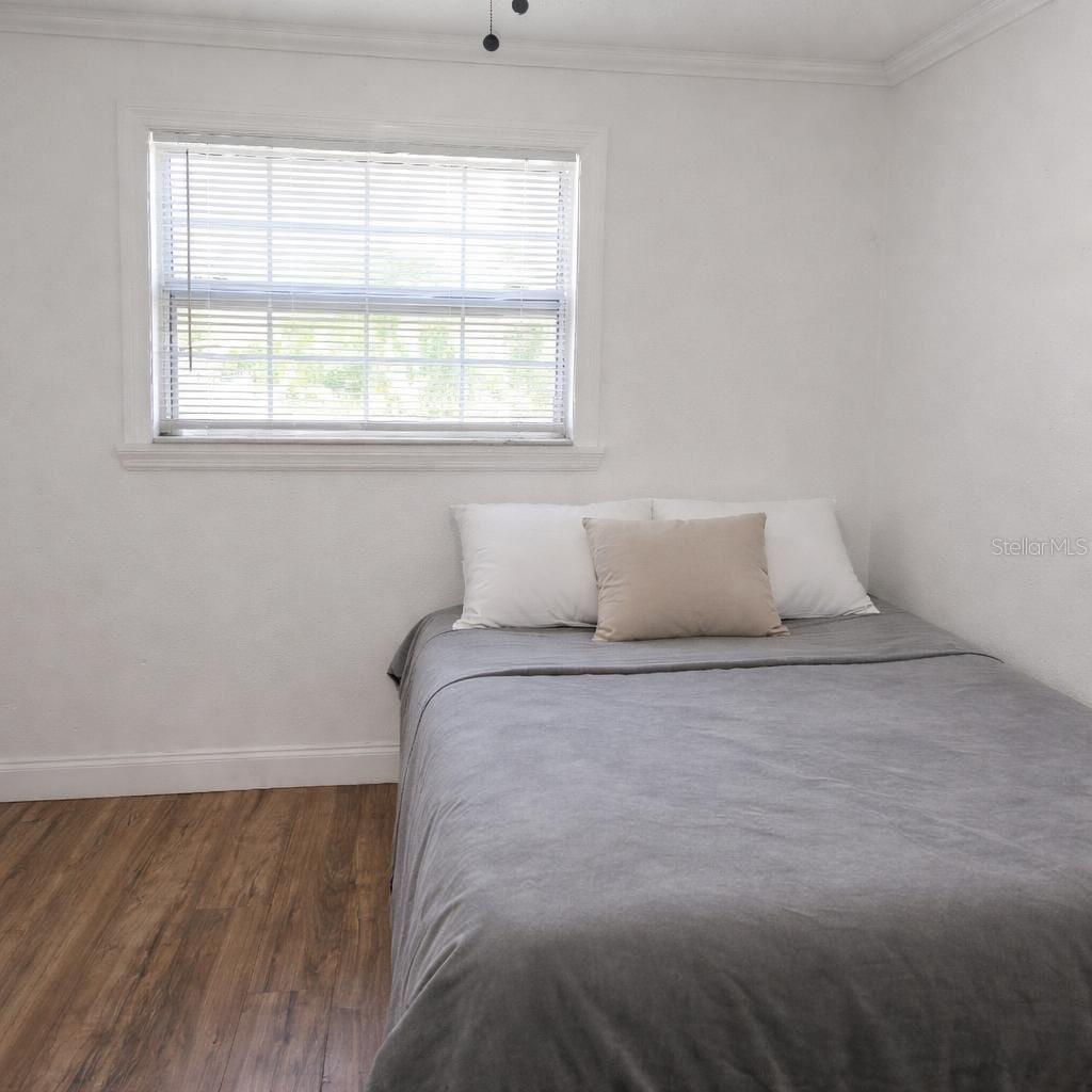 Image 20 of 33 For 1021 Fairburn Avenue