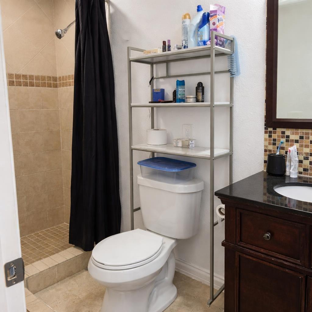 Image 28 of 33 For 1021 Fairburn Avenue