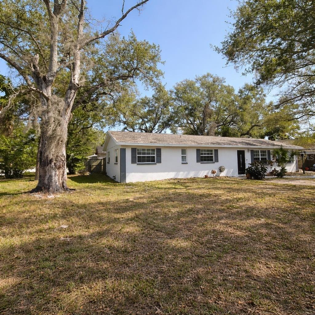 Image 5 of 33 For 1021 Fairburn Avenue