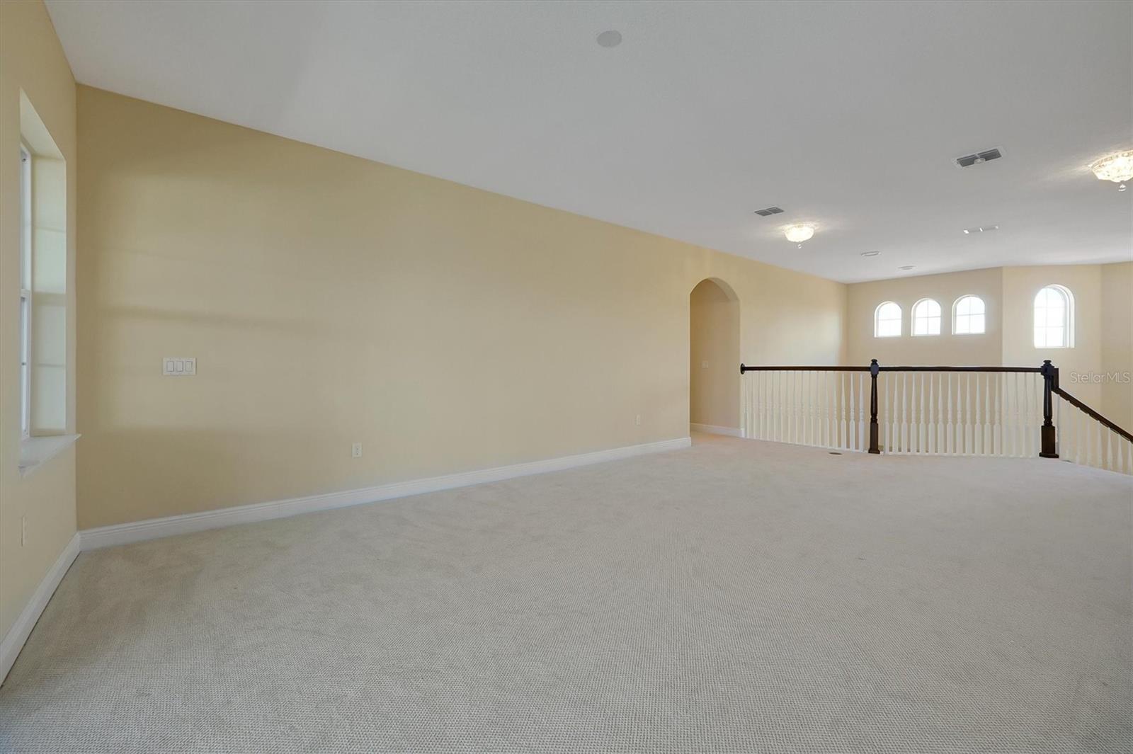 Image 24 of 65 For 880 Spinnaker Way