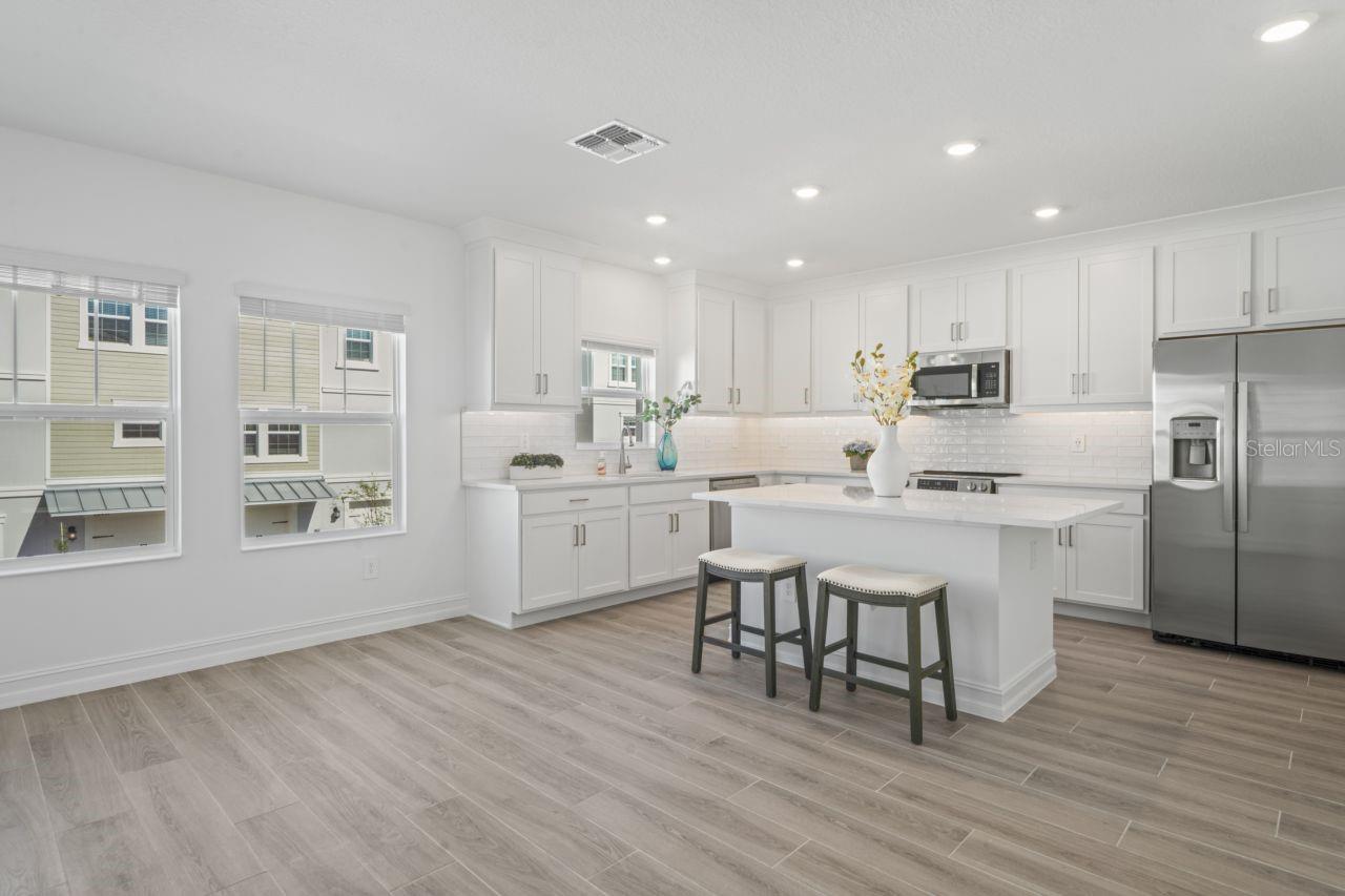 Image 10 of 63 For 28436 Grassland Ranch Lane