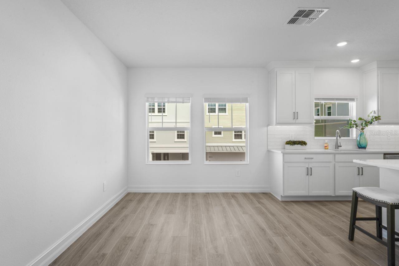 Image 18 of 63 For 28436 Grassland Ranch Lane