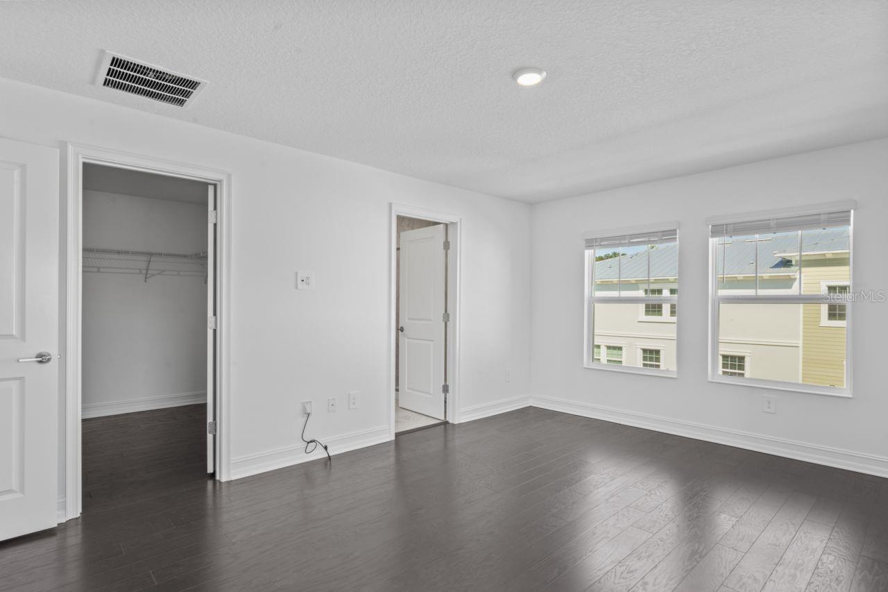 Image 24 of 63 For 28436 Grassland Ranch Lane