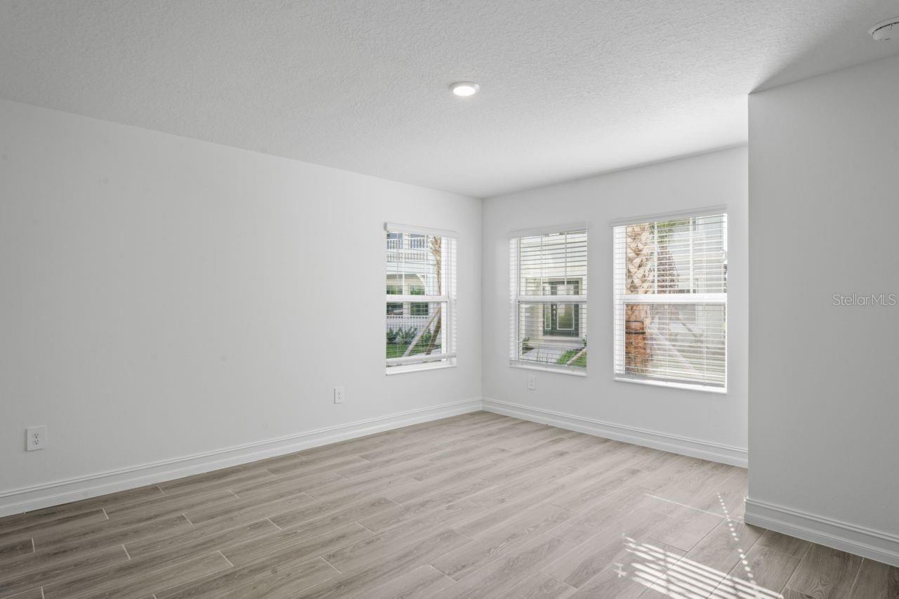 Image 37 of 63 For 28436 Grassland Ranch Lane