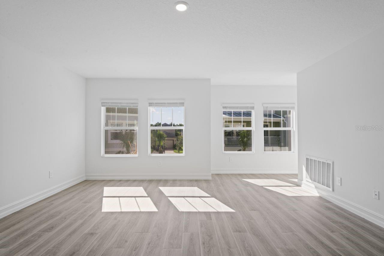 Image 7 of 63 For 28436 Grassland Ranch Lane