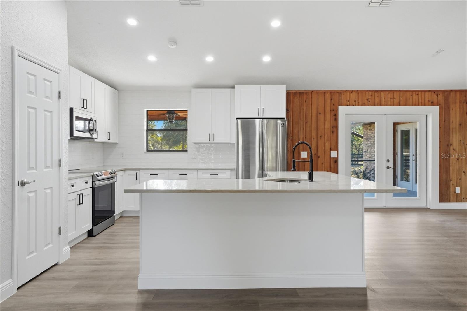 Image 10 of 65 For 370 Sand Pine Place