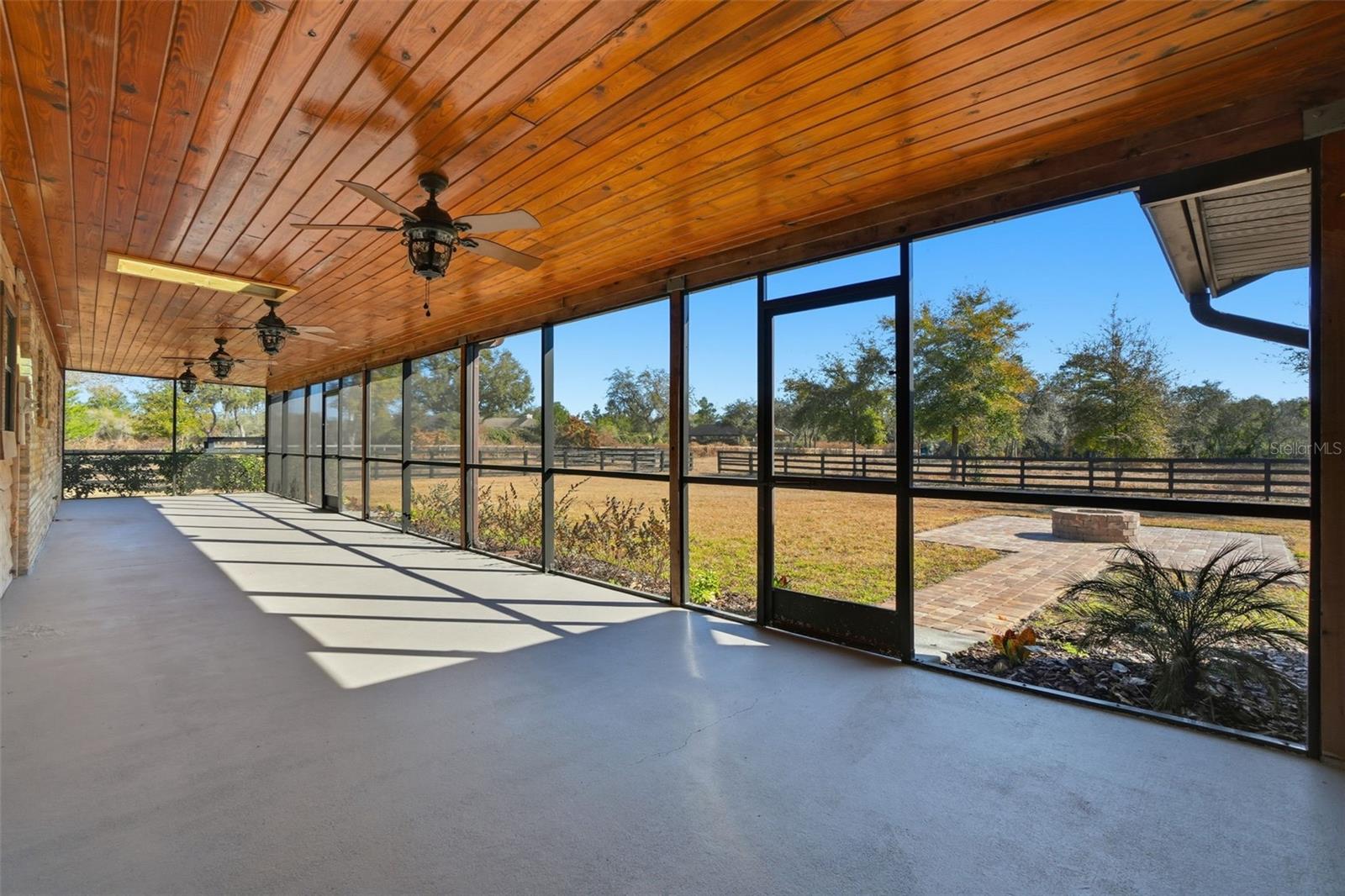 Image 43 of 65 For 370 Sand Pine Place