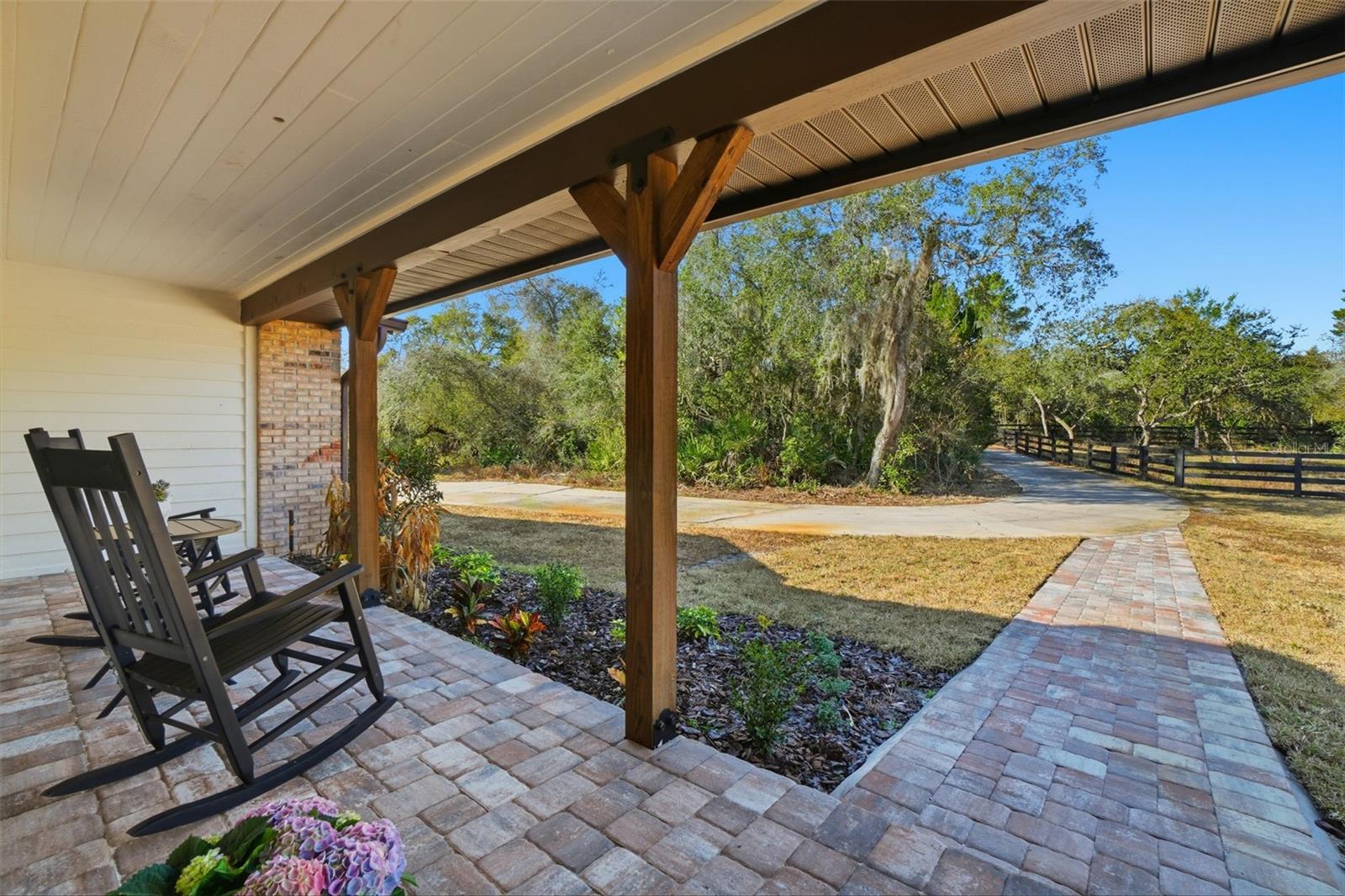 Image 5 of 65 For 370 Sand Pine Place