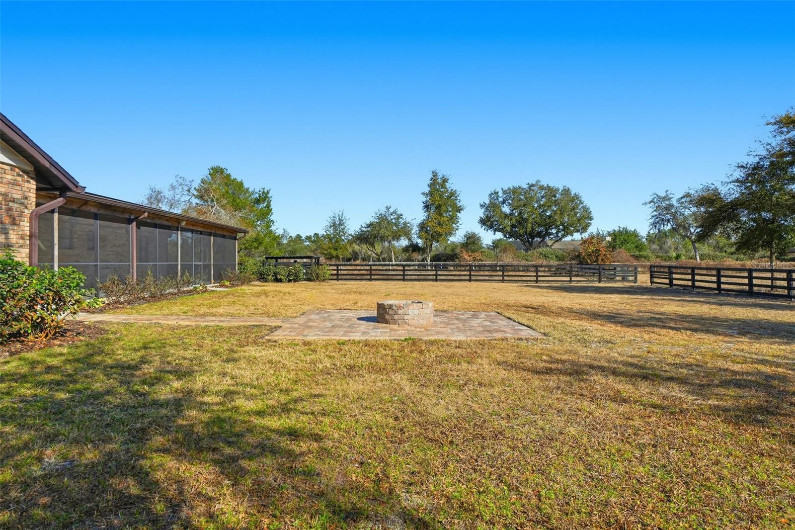 Image 50 of 65 For 370 Sand Pine Place