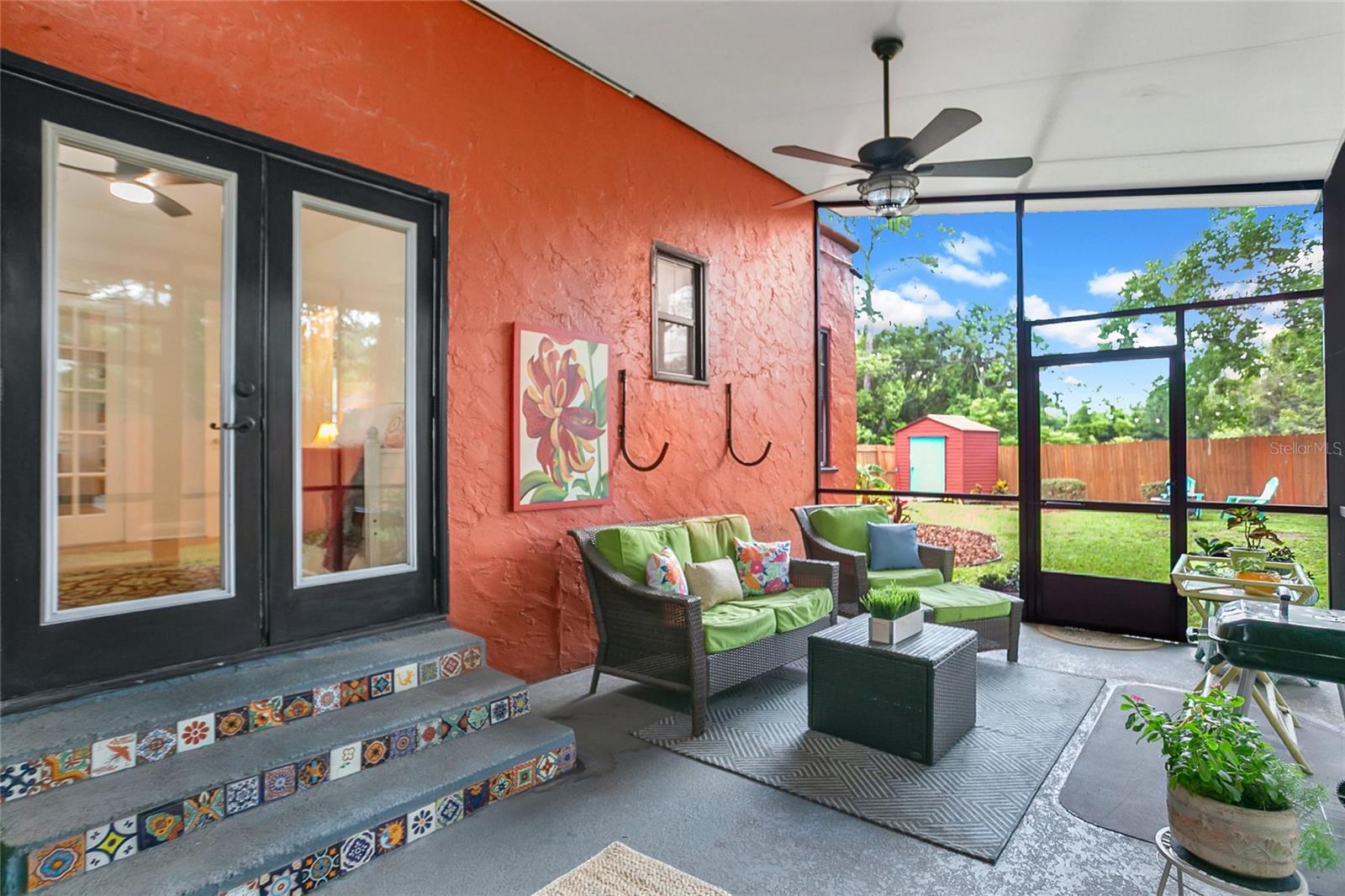 Image 19 of 31 For 416 Grandview Avenue N