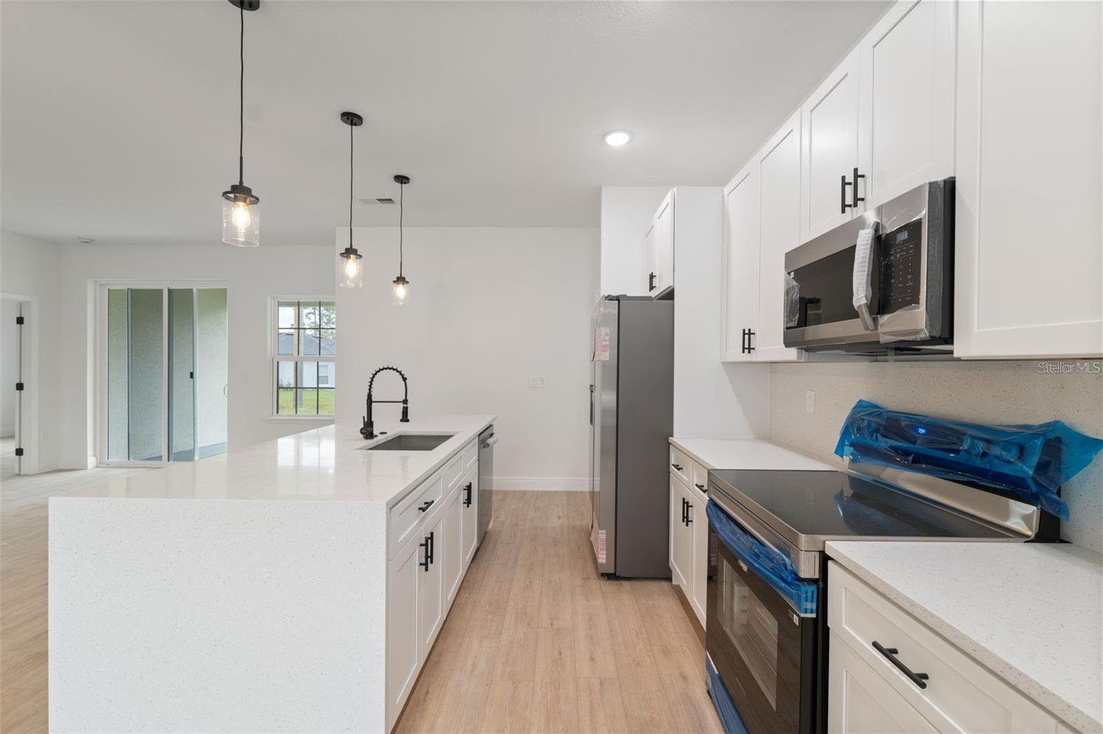 Image 16 of 33 For 17143 40th Terrace